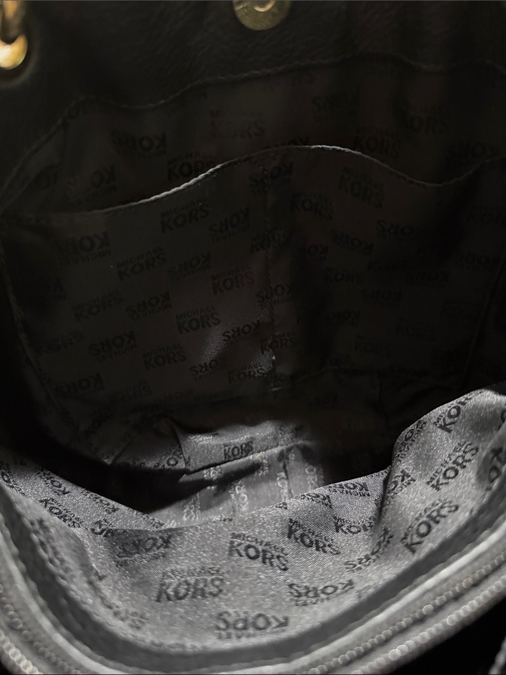 Michael Kors "Fulton Chain" Pebbled Leather Shoulder Bag - Picture 15 of 15